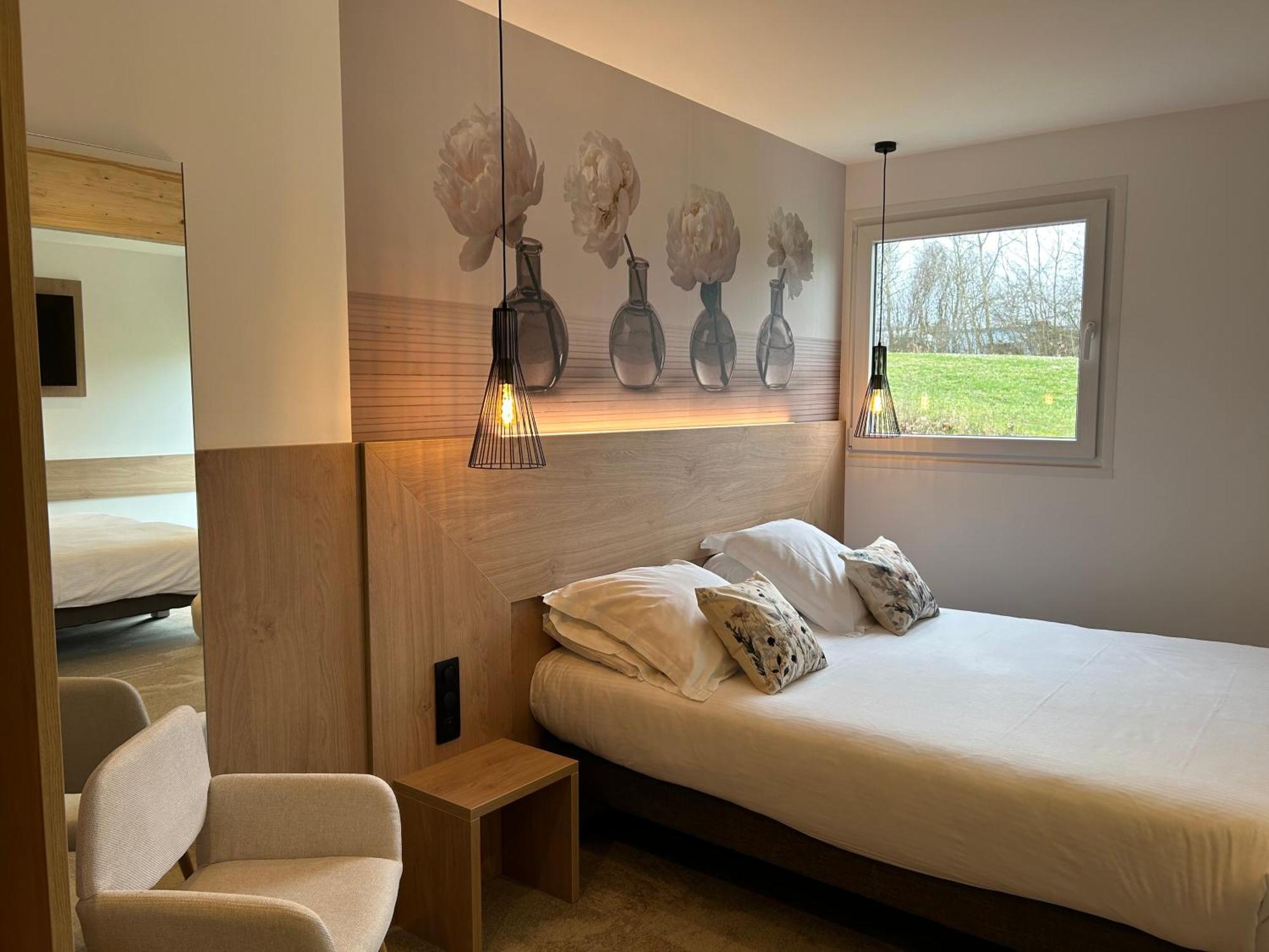 Les Orchidees , Hotel & Restaurant Verdun-sur-Meuse Exterior photo